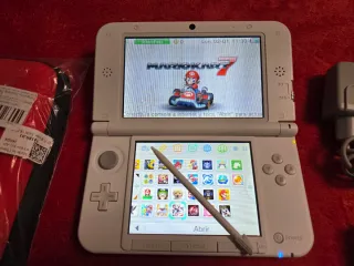 Nintendo 3DS XL Bianca + Accessori