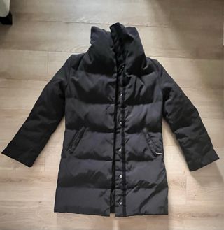 Abrigo plumífero Zara negro