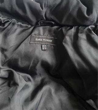 Abrigo plumífero Zara negro