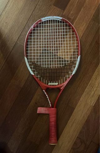 Raqueta de tenis infantil roja