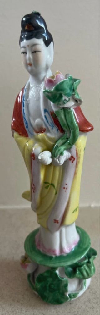 Estátua Deusa Guanyin Porcelana com mão removível