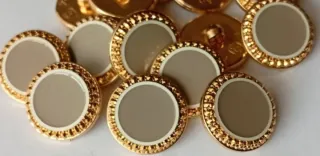 Lote 10 botones- 8 modelos