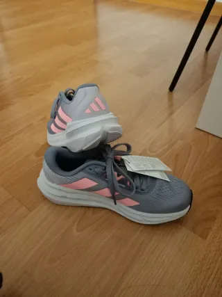 Zapatillas Adidas Questar 3 Mujer Morado Rosa