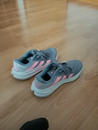 Zapatillas Adidas Questar 3 Mujer Morado Rosa