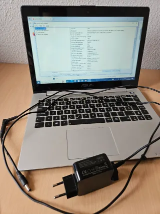 Portátil ASUS Plata y Negro