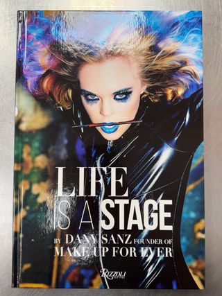 Life Is A Stage By Dany Sanz, Libro