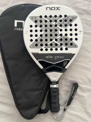 Pala Pádel NOX AT10 Genius 18K Agustin Tapia 2024