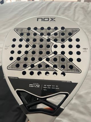 Pala Pádel NOX AT10 Genius 18K Agustin Tapia 2024
