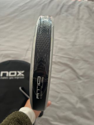 Pala Pádel NOX AT10 Genius 18K Agustin Tapia 2024