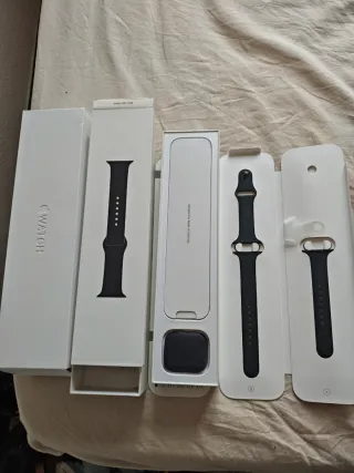 Apple Watch Dorado y Negro,correa original nueva