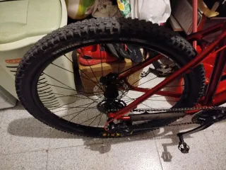 Bicicleta Canyon Roja