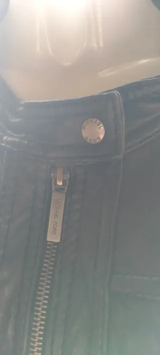 Chaqueta piel negra para mujer