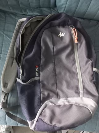 Zaino Quechua Arpenaz 20 grigio nero