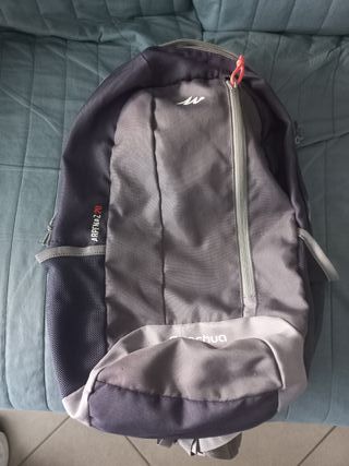 Zaino Quechua Arpenaz 20 grigio nero