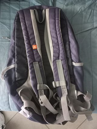 Zaino Quechua Arpenaz 20 grigio nero