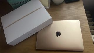 MacBook 12 Intel HD Graphics 2015 Dourado