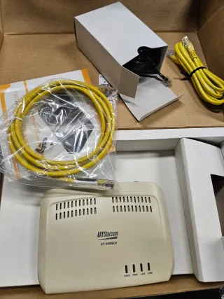 Modem UTStarcom UT-300R2U senza alimentatore