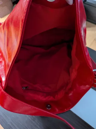 Bolso rojo Stradivarius