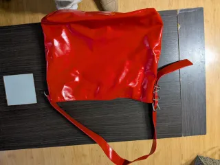 Bolso rojo Stradivarius