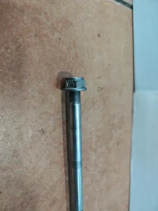 Eje Rueda Delantera Honda NS125F