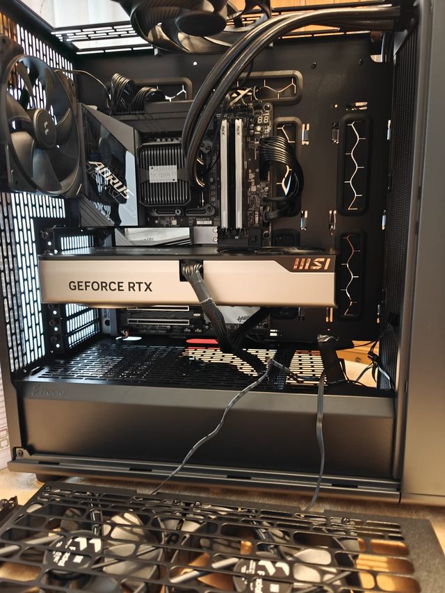 PC Profesional i9 285k 32GB 1TB RTX 5080