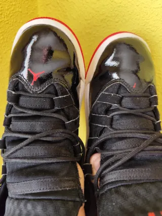 Zapatillas Jordan MAX Aura talla 33,5 (21cm)