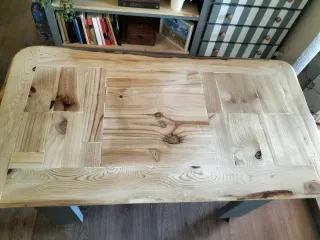MESA RÚSTICA ARTESANAL DE MADERA MACIZA