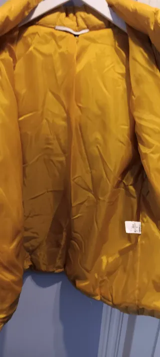 Chaqueta acolchada mujer con capucha