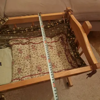 Moisés de madera antiguo