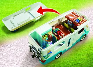 00 PLAYMOBIL Caravana Familiar 70088