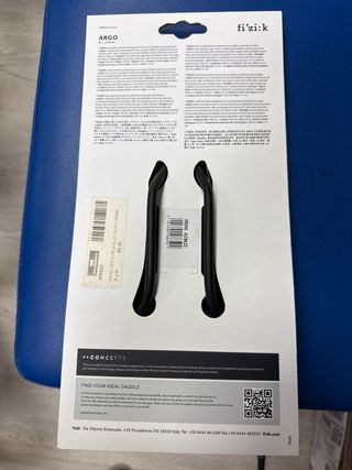 Sillín Fi'zi:k Argo R5 Negro