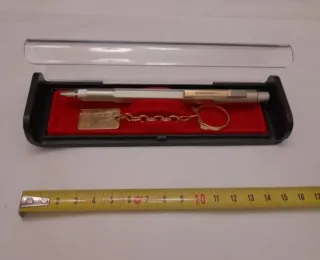 Bolígrafo y llavero recuerdo comunión