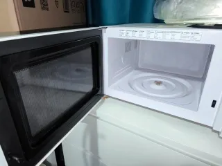 Microondas Candy con App Cookinapp