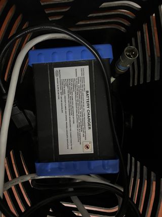 Scooter Eléctrico Invacare Leo Negro