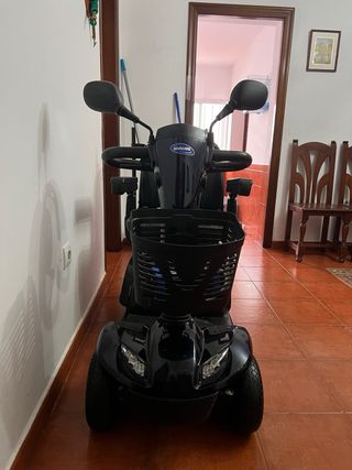 Scooter Eléctrico Invacare Leo Negro