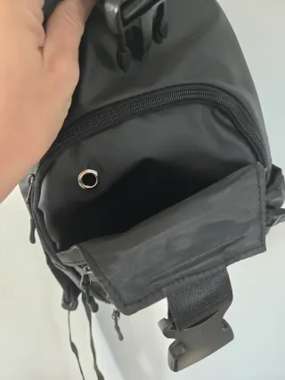 Marsupio nero multitasche a tracolla