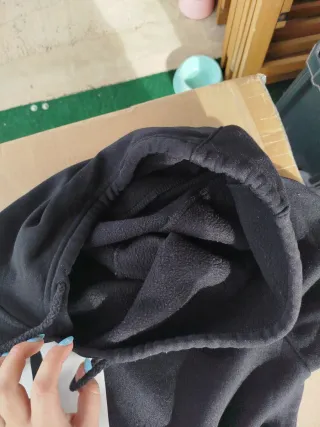 Sudadera BTS Negra Logo V