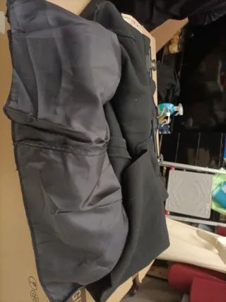 Falda negra elegante