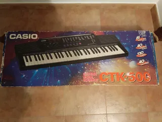 Órgano Casio CM-500