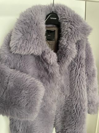 Abrigo pelo lila MANGO