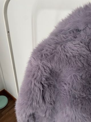 Abrigo pelo lila MANGO