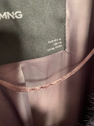 Abrigo pelo lila MANGO