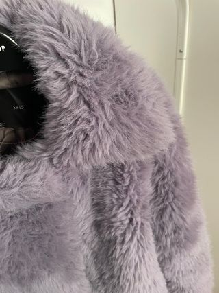 Abrigo pelo lila MANGO