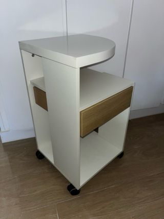 Mesita auxiliar con ruedas 40x40x74