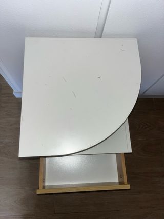 Mesita auxiliar con ruedas 40x40x74