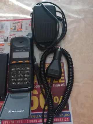 Cellulare Motorola Micro TAC PRO vintage