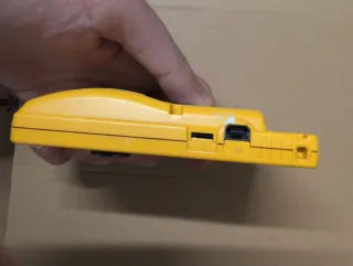 Nintendo Game Boy Color Amarillo y juego Star Wars