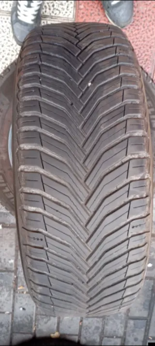 Michelin 215/55/17 94V Neumático