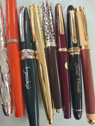 Lote de 8 plumas de colección