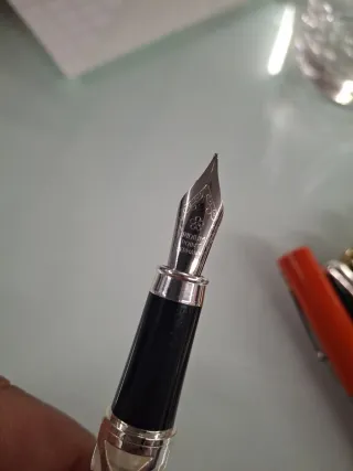 Lote de 8 plumas de colección